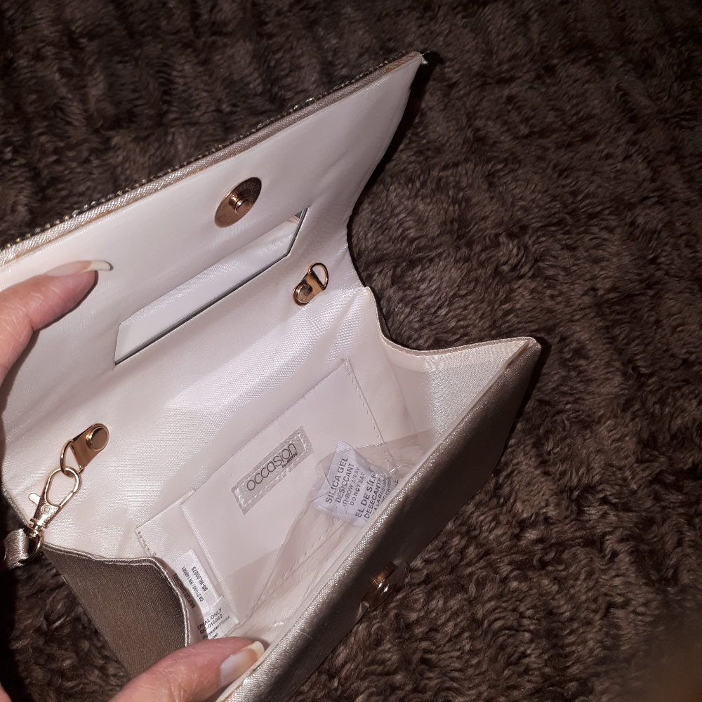 Purse - Picture 4 of 6